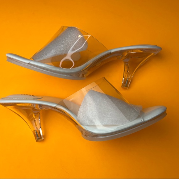 NBUUNBU Women’s Beautiful Classic Naked Stiletto White Heels Size 42 - Picture 5 of 6